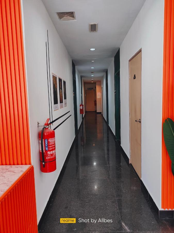 Allbes Parklands Hotel กลัง ภายนอก รูปภาพ