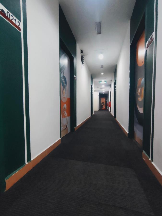 Allbes Parklands Hotel กลัง ภายนอก รูปภาพ